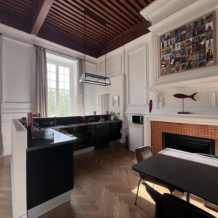 Au Coeur Du Chateau