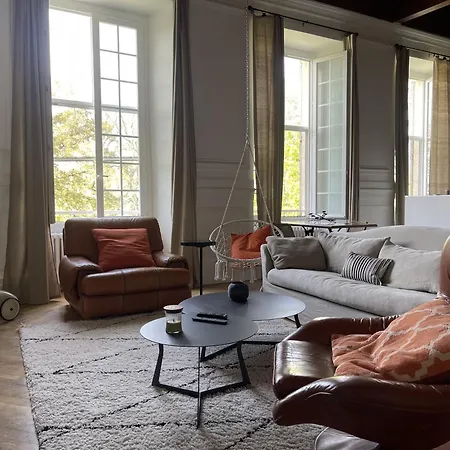 Au Coeur Du Chateau